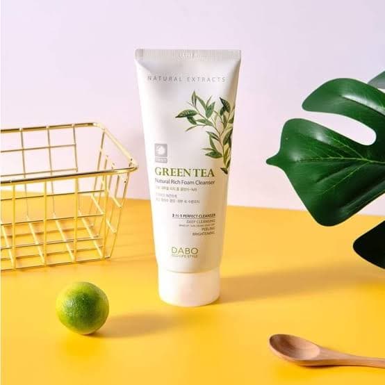 DABO Green Tea Natural Rich Foam Cleanser